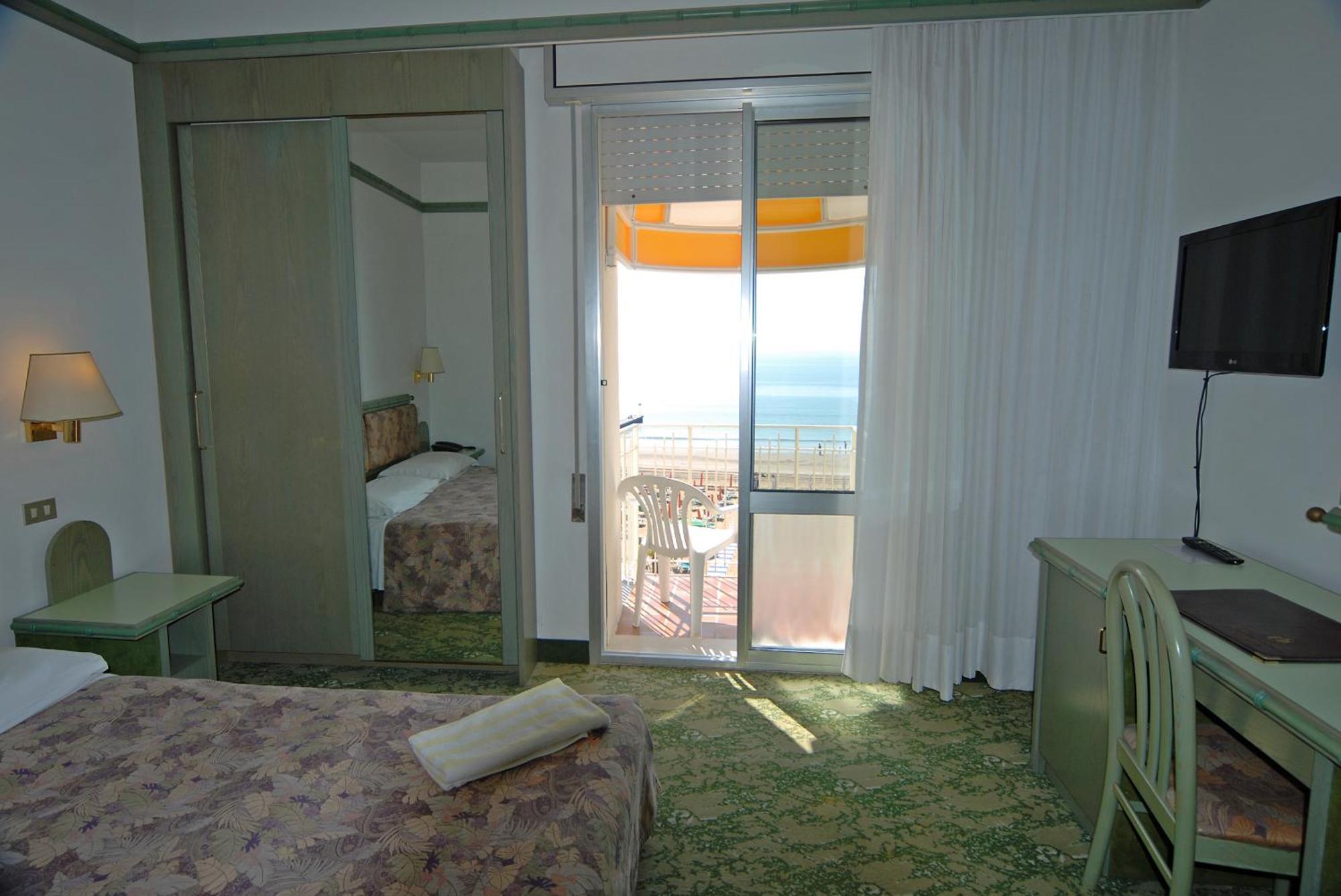 Hotel Montecarlo Lido di Jesolo Luaran gambar